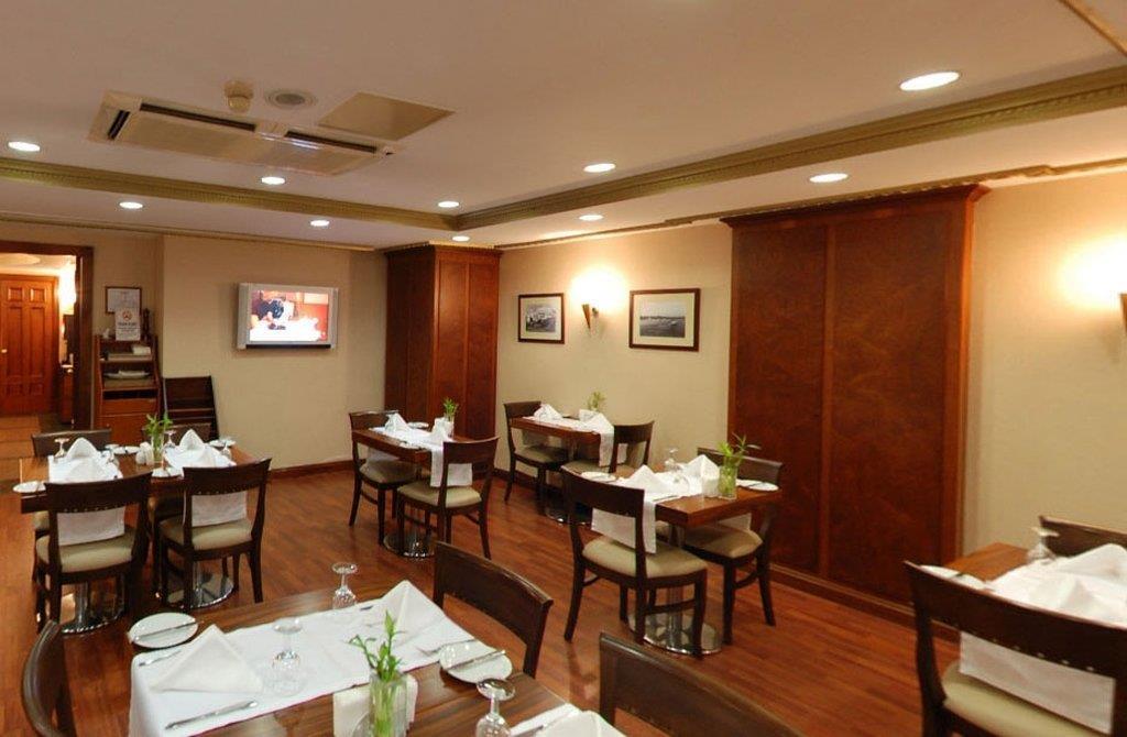 Titanic Comfort Sisli Istanbul Nhà hàng bức ảnh