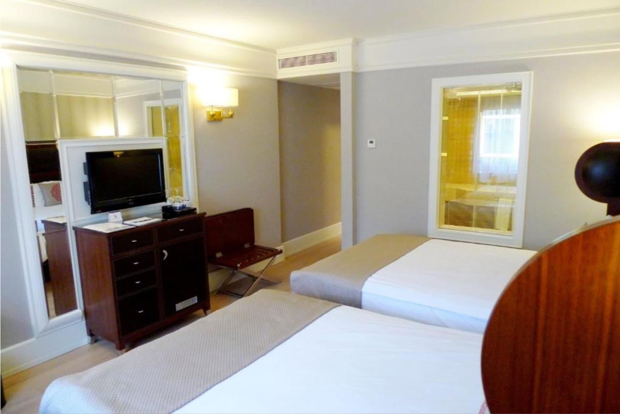 Titanic Comfort Sisli Istanbul Ngoại thất bức ảnh
